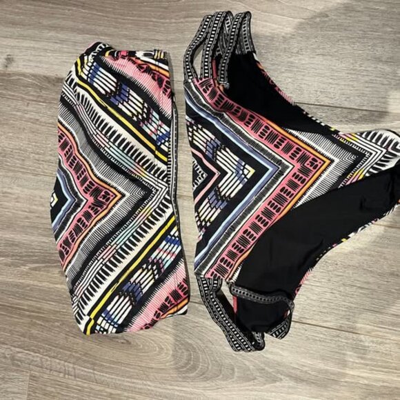 Tropik brand bikini- size Small colorful - Picture 1 of 1